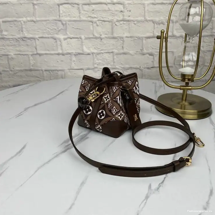 Fashionrepsfam ru Bags LV 206B570001 0511